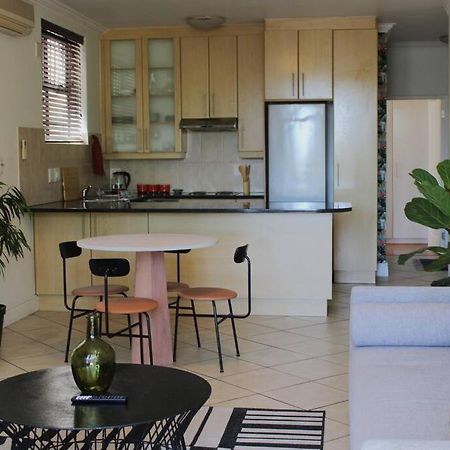 Contemporary Central Apartment By Arpa Hospitalities 스텔렌보스 외부 사진